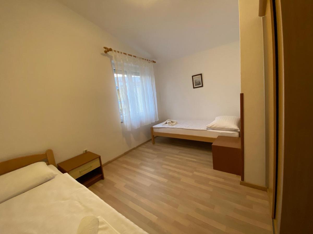Apartmani Tamara Baska ภายนอก รูปภาพ