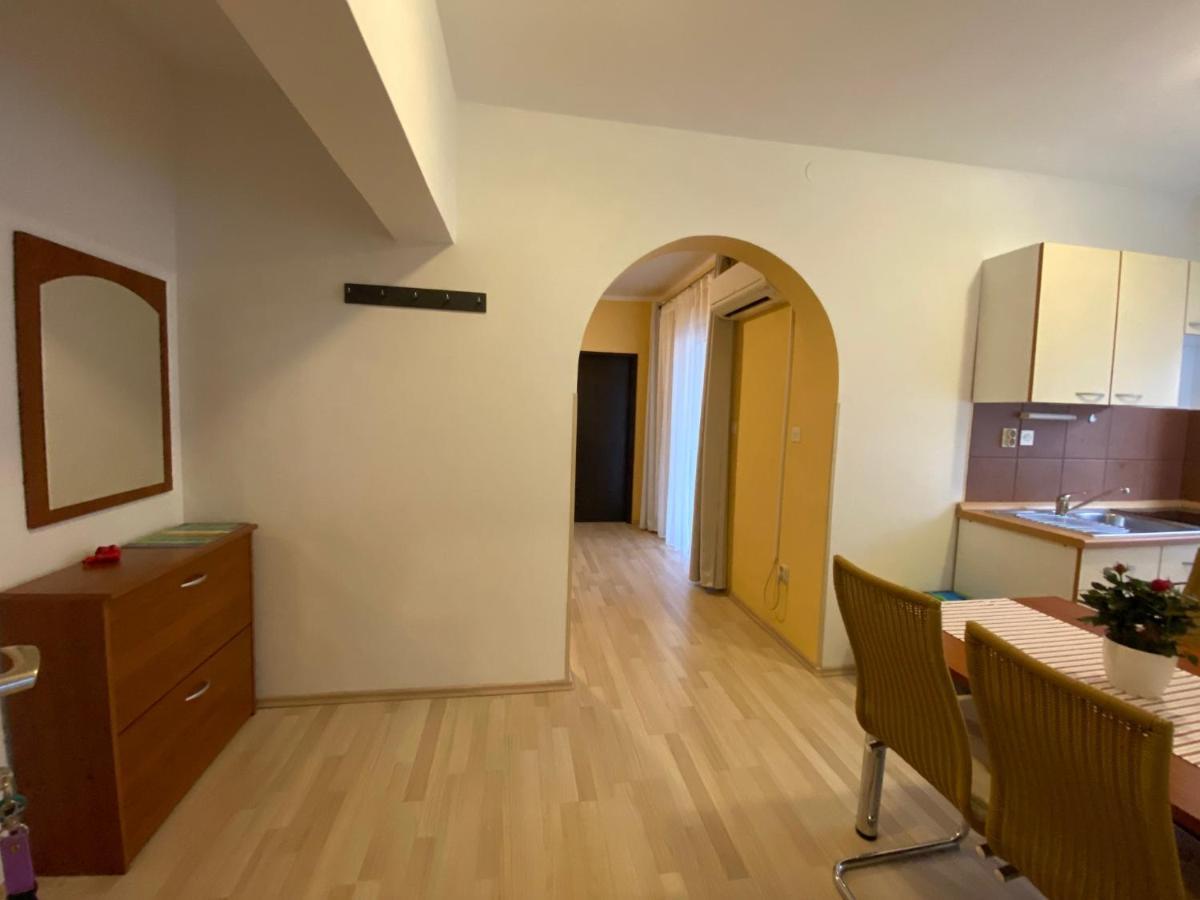 Apartmani Tamara Baska ภายนอก รูปภาพ
