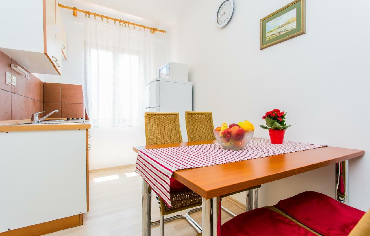 Apartmani Tamara Baska ภายนอก รูปภาพ